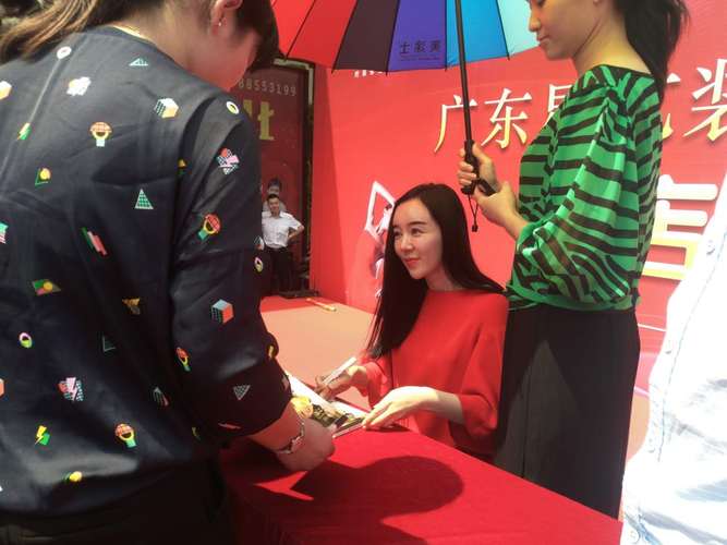 光影之间连接文化与人心——走进吴陈勇的文化艺术交流平台